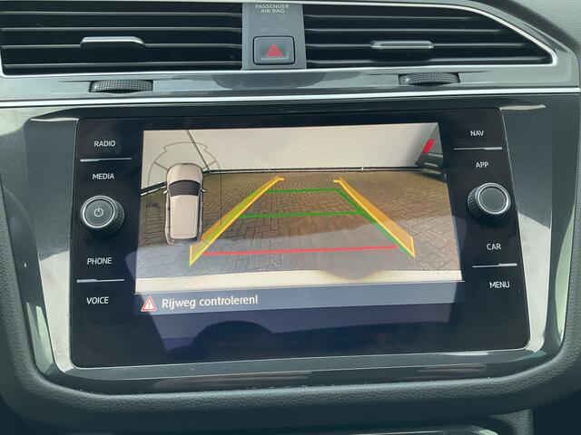Volkswagen TIGUAN 1.5 TSI R-Line Business Pano Carplay Massage Stoelverw Adap.Cruise Digitaal Vol opties!