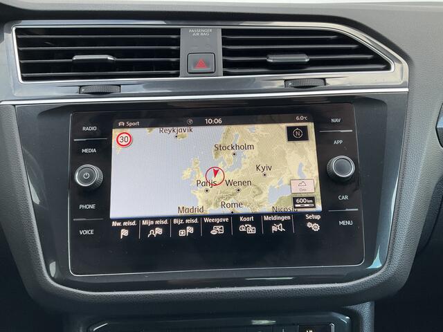 Volkswagen TIGUAN 1.5 TSI R-Line Business Pano Carplay Massage Stoelverw Adap.Cruise Digitaal Vol opties!