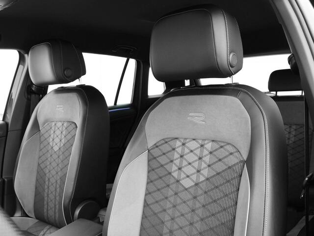 Volkswagen TIGUAN 1.5 TSI 150pk DSG R-Line · Apple/Android Car Play · Navigatie · P-Sensoren · Elek. Trekhaak · 19'' Inch ·