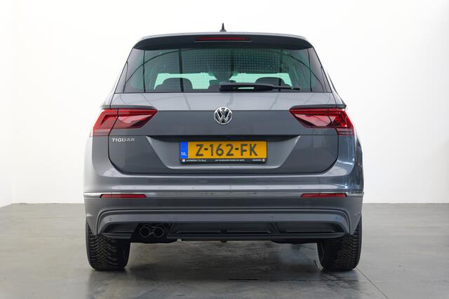 Volkswagen TIGUAN 1.5 TSI ACT Highline | Digital dashboard | Stoelverwarming | Achteruitrijcamera