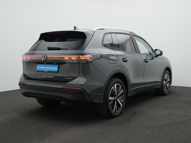 Volkswagen TIGUAN 1.5 eHybrid 204 pk Life | Achteruitrijcamera | Side Assist | Adaptive Cruise | Keyless Entry