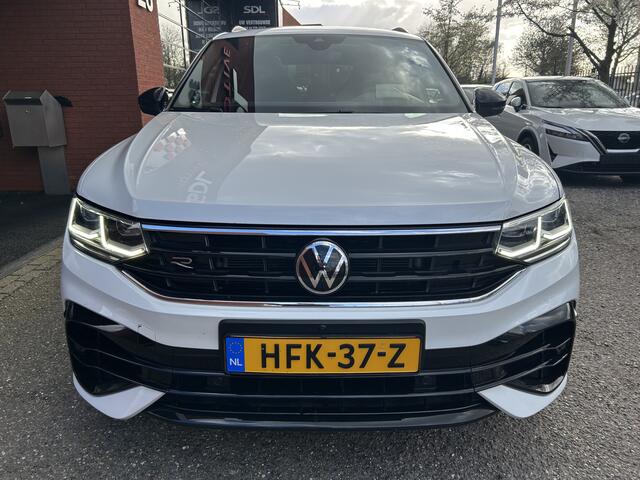 Volkswagen TIGUAN 2.0 TSI R 75 Edition 4Motion // AKRA // IQ LIGHT // PANO/SCHUIFKANTELDAK // ADAPTIVE CRUISE // HUD // HARMAN KARDON // 360 CAMERA // NAVI + CARPLAY // KEYLESS