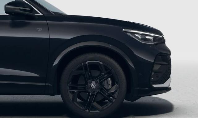 Volkswagen TIGUAN 1.5 eHybrid 204PK DSG R-Line Edition / Fabrieksgarantie tot 24-02 2030 / Panoramadak / Trekhaak / 20'' LMV / VW