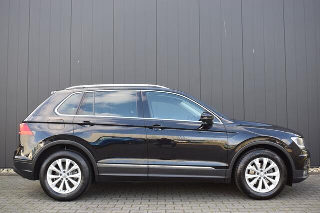 Volkswagen TIGUAN 1.4 TSi Comfortline Business ECC | Carplay | Full Map Navi | Trekhaak | Dealer Onderhouden!!