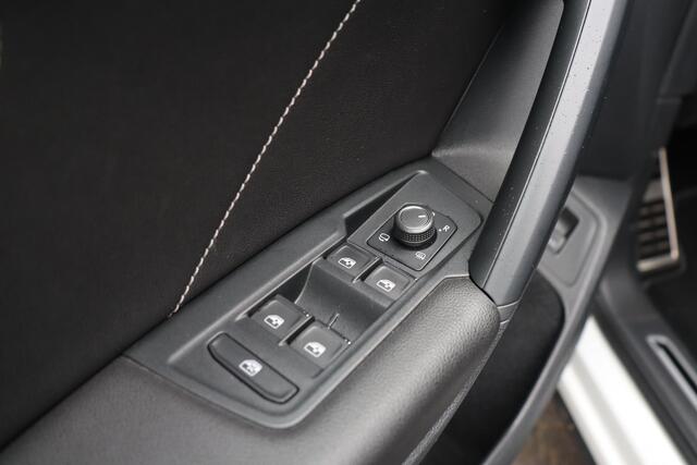 Volkswagen TIGUAN 1.5 TSI R-Line, ACC, trekhaak