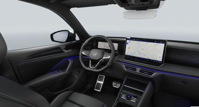 Volkswagen TIGUAN 1.5 eHybrid R-Line Edition / Leder / Panoramadak / Trekhaak / Head Up Display / 360 camera / 20'' LMV