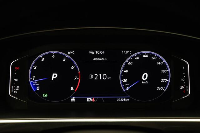 Volkswagen TIGUAN 1.5 TSI R-Line Business | WINTER / TRAILER- PACK | PANORAMADAK | IQ LIGHT | DAB | APPLE | CAMERA | TREKHAAK | 19"