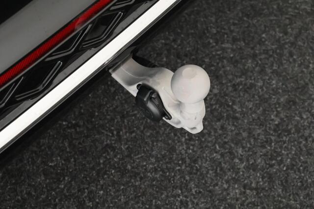 Volkswagen TIGUAN 1.5 272pk eHybrid R-Line Edition Trekhaak Camera Panoramadak Keyless Carplay