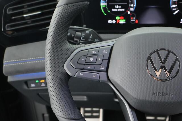 Volkswagen TIGUAN 1.5 272pk eHybrid R-Line Business Black Style 360Camera Head-Up Keyless Massage Carplay