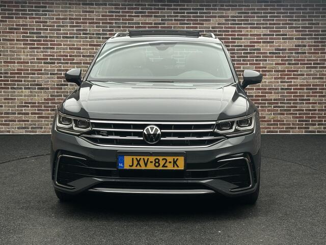 Volkswagen TIGUAN 1.5 TSI R-Line Business+ Panorama IQ Trekhaak Sfeer Virtual
