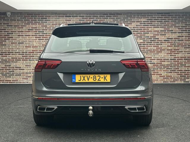 Volkswagen TIGUAN 1.5 TSI R-Line Business+ Panorama IQ Trekhaak Sfeer Virtual