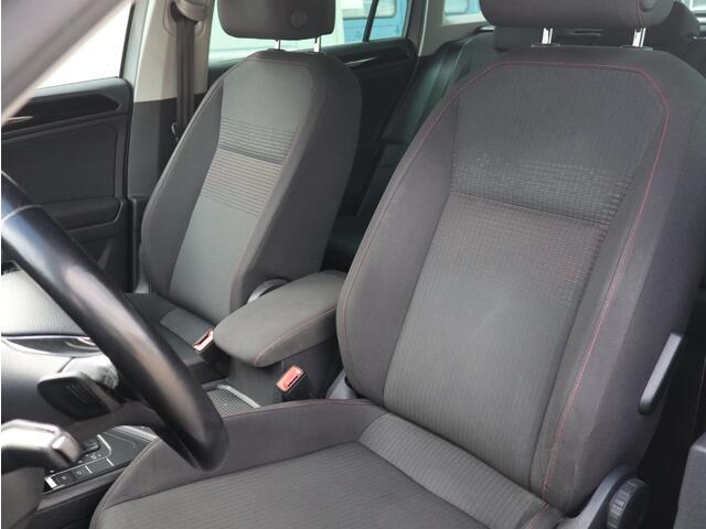 Volkswagen TIGUAN 1.4 TSI 150PK DSG R-LINE | AUTOMAAT | CAMERA | NAVI | CLIMA | CARPLAY | ANDROID AUTO |