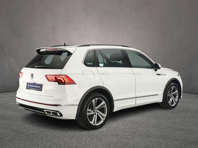 Volkswagen TIGUAN R-Line 1.5 TSI 150pk DSG Automaat Adaptive cruise control, LED matrix koplampen, Achteruitrijcamera, Elektrische achterklep, Navigatie, virtual cockpit, stoelverwarming