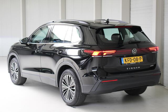 Volkswagen TIGUAN 1.5 eTSI 130PK Automaat Navigatie | Trekhaak | Stoelverwarming | Lichtmetalen velgen