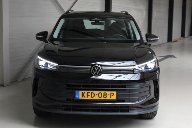 Volkswagen TIGUAN 1.5 eTSI 130PK Automaat Navigatie | Trekhaak | Stoelverwarming | Lichtmetalen velgen