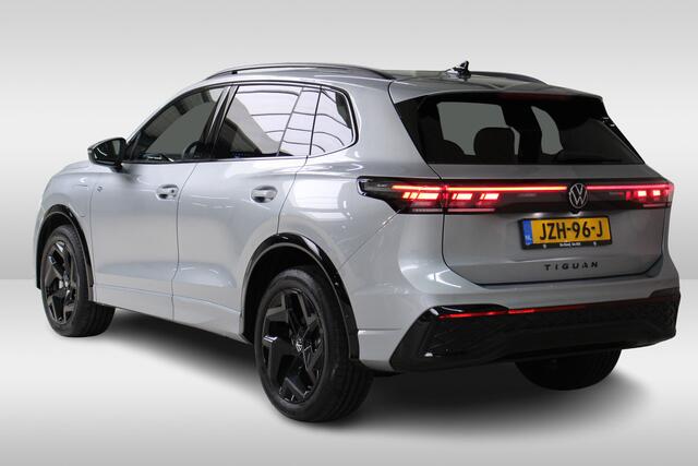 Volkswagen TIGUAN 1.5 eHybrid R-Line Blackstyle Panoramadak | Matrix Led | 360 Camera | Trekhaak |