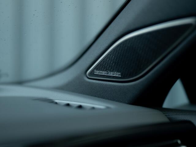 Volkswagen TIGUAN 1.5 eTSI R-Line Edition | Panodak | Head Up | Trekhaak wegkl. | 360 Camera | Harman/Kardon | Prijs Rijklaar!!