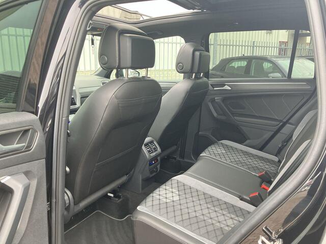 Volkswagen TIGUAN 1.5 TSI 150pk DSG R-Line Black Style · Panoramadak · Matrix LED · Apple/Android Car Play · Stuur- & Stoelverwarming · ACC ·