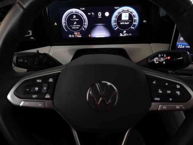 Volkswagen TIGUAN 1.5 eHybrid Elegance 204 pk Automaat (DSG) | SOH 100% | Verlengde garantie | Navigatie | Panoramadak | Trekhaak (wegklapbaar) | Parkeersensoren (Park assist) | Rondomzicht camera | Stoelverwarming v/a |