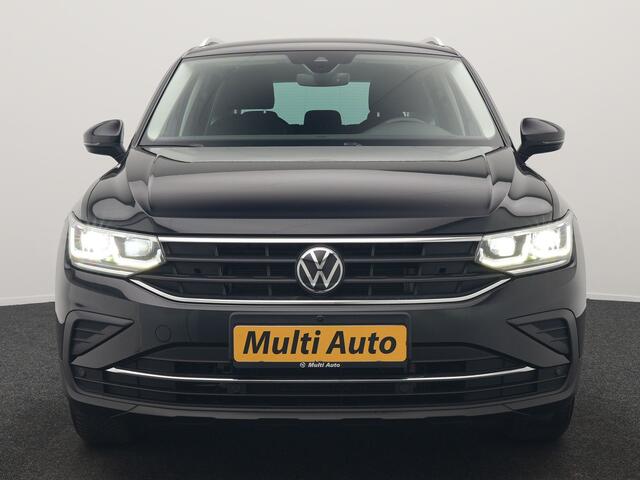 Volkswagen TIGUAN 1.4 TSI eHybrid Active PHEV 245pk Dealer O.H. | Trekhaak Af Fabriek | Adaptive Cruise | 360 Camera | Sportstoelen & Stuur Verwarmd | IQ Light | Keyless | Sfeerverlichting | Apple Carplay | Blis | Navigatie | DAB | Plug In Hybrid |