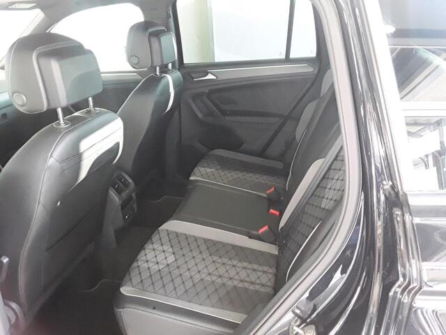 Volkswagen TIGUAN 1.4 TSI eHybrid 245pk PHEV R-Line Black Style / Trekhaak / Travel Assist / iQ Light / Wordt Verwacht