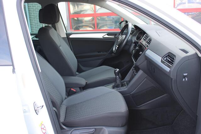 Volkswagen TIGUAN 1.5 TSI Comfortline Business Clima/Camera/Adaptive/NL Auto!!