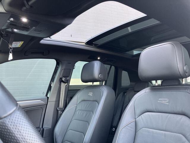 Volkswagen TIGUAN 1.4TSIeHybrid 180kW/245PK R-Line BLack Style DSG · Panoramadak · Trekhaak · Leder · 360°Camera