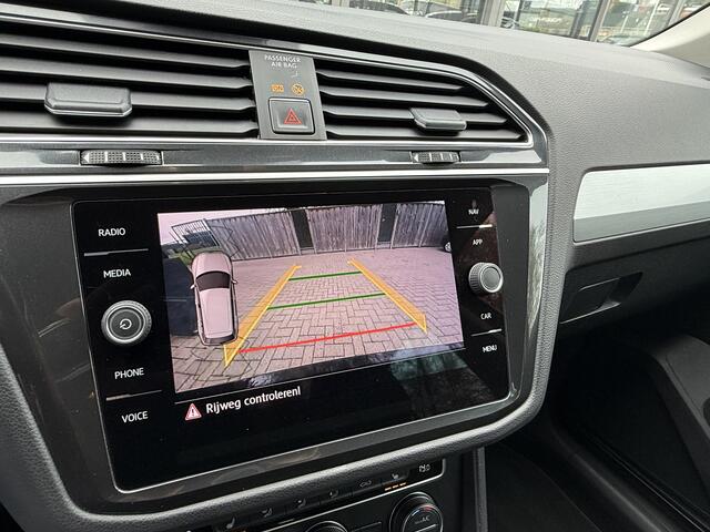 Volkswagen TIGUAN 1.4 TSI ACT 150PK AUT. *!* R-LINE *!* NAVI/ CARPLAY/ LED/ CAMERA/ MASSAGE *!*