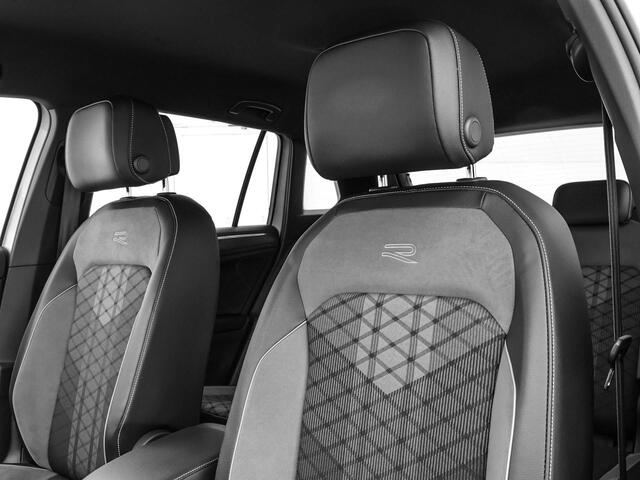 Volkswagen TIGUAN 1.4 TSI 245pk DSG eHybrid R-Line Business+ · Camera · Matrix LED · Dodehoeksensor · Parkeer Assistent · Keyless · Apple/Android Car Play ·