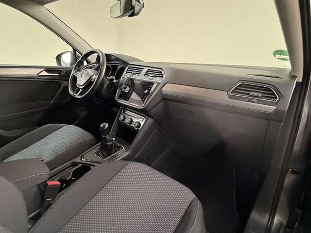 Volkswagen TIGUAN Allspace 1.5 TSI Comfortline Business Navi / Adapt. Cruise Cntrl / Climate / PDC / Afn. Trekhaak