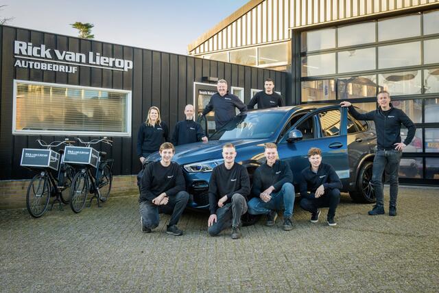 Volkswagen TIGUAN Allspace 1.5 TSI Highline Business R 7p. | DSG | Pano | Virtuel | Trekhaak | NL-Auto