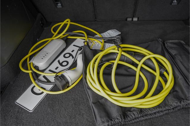 Volkswagen TIGUAN 1.4 TSI eHybrid R-Line Business+ Black Pack Pano Camera 360° ACC 20"