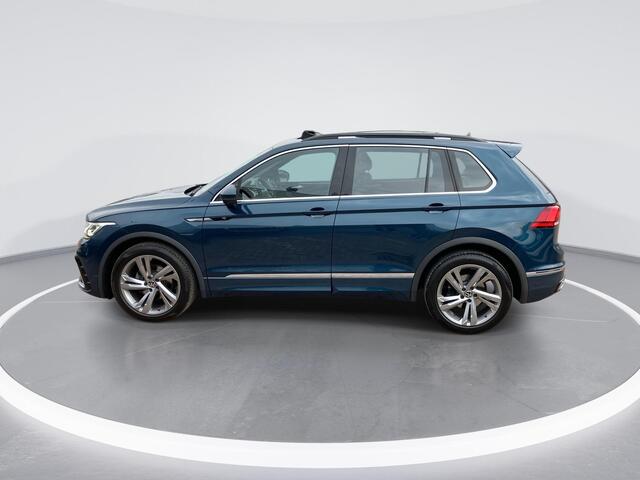 Volkswagen TIGUAN 1.5TSI/150PK R-Line DSG · Panoramadak · Harman Kardon sound · Apple/Android Car Play · Camera + Parkeersensoren · Stoelverwarming ·
