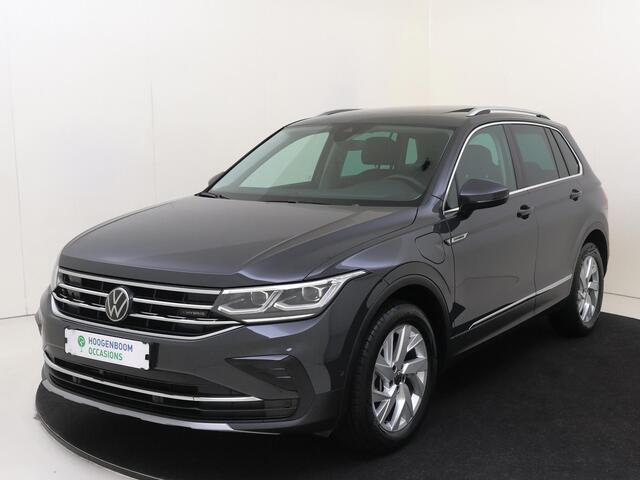 Volkswagen TIGUAN 1.4 TSI eHybrid Elegance | Panoramadak | Dodehoek detectie | Parkeerassistent | Keyless | Achteruituitrijcamera | LED matrix verlichting | Adaptieve cruise control |