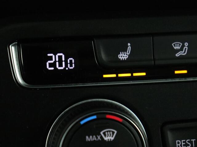 Volkswagen TIGUAN 1.4 TSI R Line | Trekhaak | Stoelverwarming | Camera | Carplay | Adaptive cruise | LED Plus | Virtual Cockpit | Navigatie | Climate control | 19'' | Bluetooth