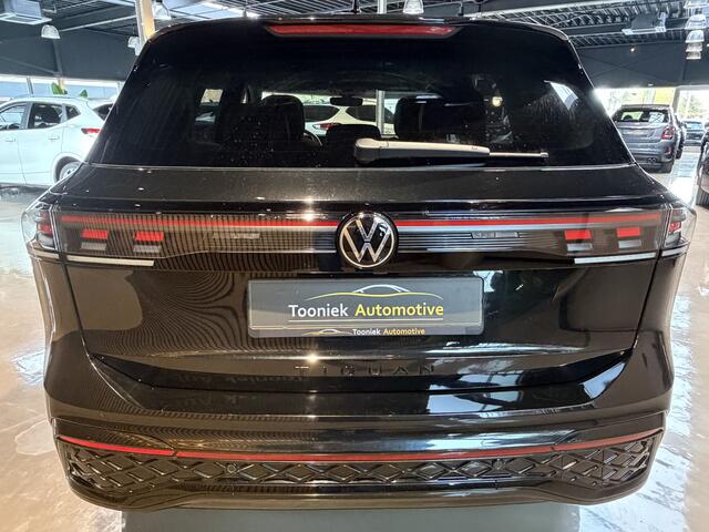Volkswagen TIGUAN 1.5 eHybrid R-Line Edition Black-Line 20 inch wielen Head up display Adp. Cruise Control Ergo Active Stoelen Viturele Cockpit stuurverwarming stoel koeling