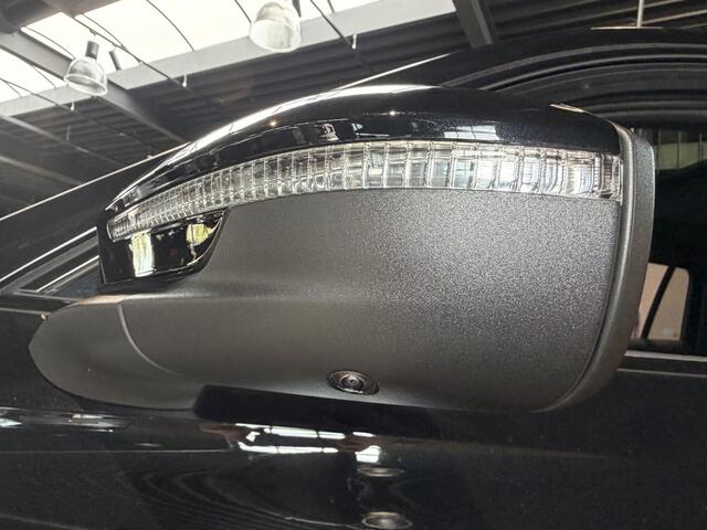 Volkswagen TIGUAN 1.5 eHybrid R-Line Edition Black-Line 20 inch wielen Head up display Adp. Cruise Control Ergo Active Stoelen Viturele Cockpit stuurverwarming stoel koeling