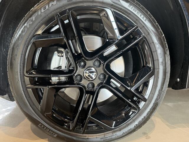 Volkswagen TIGUAN 1.5 eHybrid R-Line Edition Black-Line 20 inch wielen Head up display Adp. Cruise Control Ergo Active Stoelen Viturele Cockpit stuurverwarming stoel koeling