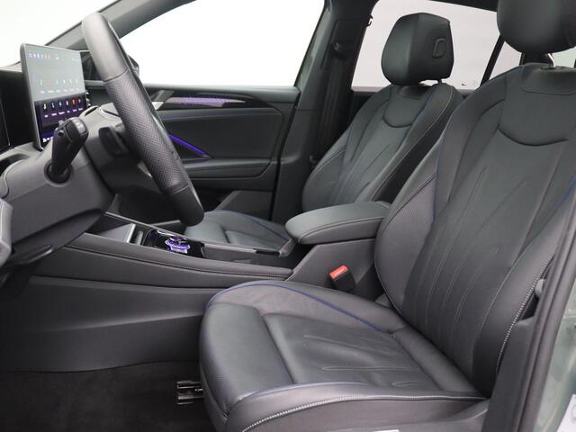 Volkswagen TIGUAN 1.5 eHybrid R-Line Edition 272PK DSG Prijs incl 20" zomerset, Pano-Schuifdak, Trekhaak, Harman Kardon, Black Style, 360gr. Camera, Head-Up Display, Matrix-LED Verlichting, Leder, Memorystoel