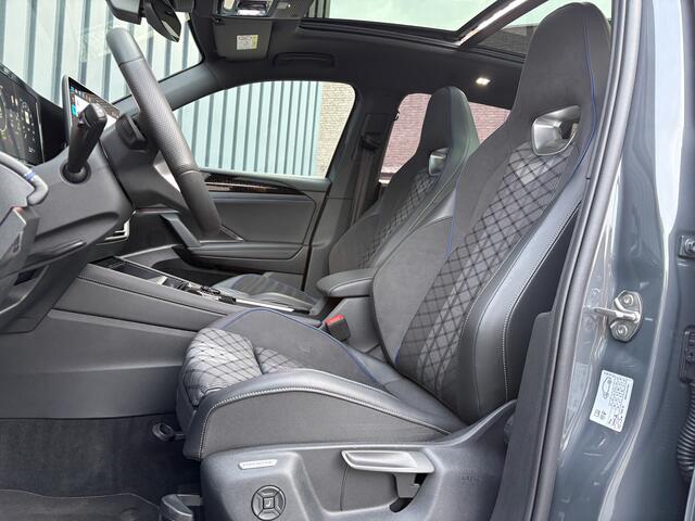 Volkswagen TIGUAN 1.5 eTSI R-Line Edition | Panodak | Head Up | Trekhaak wegkl. | 360 Camera | Harman/Kardon | Prijs Rijklaar!!