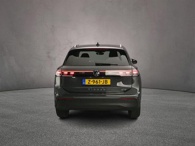 Volkswagen TIGUAN Life Edition 1.5 eTSI 130pk DSG Automaat Trekhaak, LED matrix koplampen, Adaptive cruise control, Navigatie, 360 camera, Achteruitrijcamera