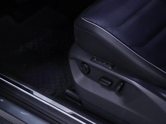 Volkswagen TIGUAN Allspace 2.0 TSI 4Motion Highline Business R 7p. [CRUISE, TREKHAAK, SCHUIFKANTELDAK, LEDER, APPLE CARPLAY, ELEK. ACHTERKLEP, MEMORY, NAVIGATIE, NIEUWSTAAT]