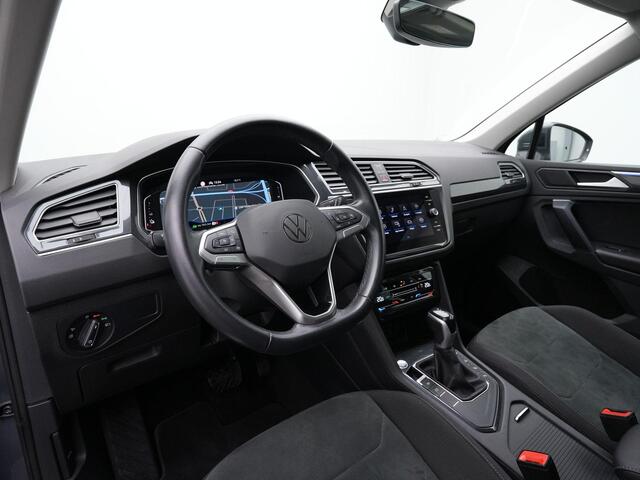 Volkswagen TIGUAN 1.4 TSI eHybrid 245 pk Elegance | IQ Light | Achteruitrijcamera | Adaptive Cruise | Elektrische achterklep | Side Assist