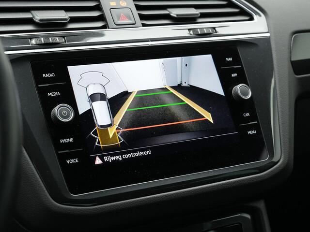 Volkswagen TIGUAN 1.4 TSI eHybrid 245 pk Elegance | IQ Light | Achteruitrijcamera | Adaptive Cruise | Elektrische achterklep | Side Assist