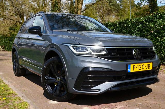 Volkswagen TIGUAN 1.4 TSI eHybrid R-Line Business+ Automaat/Navi/Pdc/Ecc/Achteruitrijcamera/Panoramadak/Stoelverwarming/Virtueel dashboard/Privacy-Glass/Cr-Controle/19-Inc Lmv/Cruise control adaptief met Stop&Go/Koplampverlichting LED Matrix