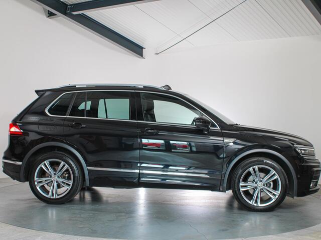 Volkswagen TIGUAN 1.5 TSI R-line Panoramadak, Camera, LED, Keyless, ACC, Massage