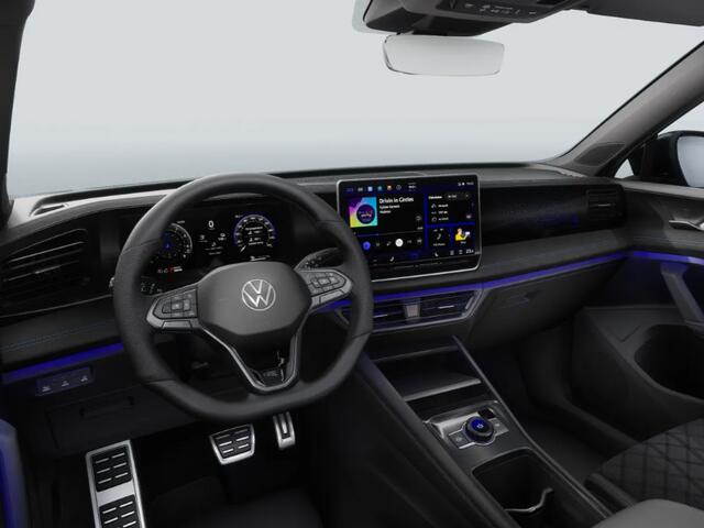 Volkswagen TIGUAN R-Line 1.5 eHybrid 204 PK 6 versn. DSG · Voorstoelen verwarmbaar · Sfeerverlichting · Trekhaak inklapbaar, met elektrische ontgrendeling, incl. aanhangermanoeuvreerhulp Trailer Assist ·