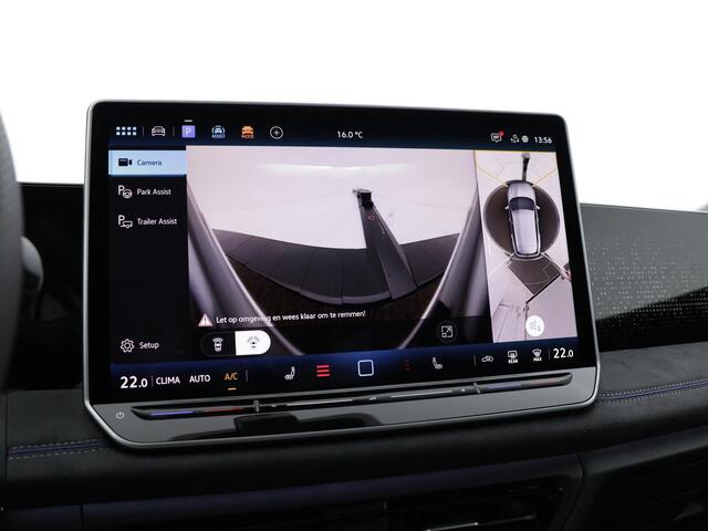 Volkswagen TIGUAN R-Line Edition 1.5 eHybrid 204 PK 6 versn. DSG · Achteruitrijcamera · Rondomzichtcamera · Draadloze telefoonlader · Black Style Pakket · Trekhaak inklapbaar, met elektrische ontgrendeling, incl. aanhangermanoeuvreerhulp Trailer Assist · Voorraad OUTLET ·
