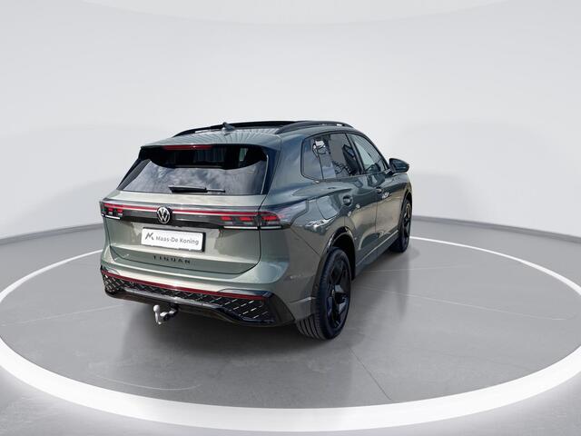 Volkswagen TIGUAN 1.5eHybrid 150kW/204PK DSG R-Line Black Style · Trekhaak · Panoramadak · Massage functie · Garantie t/m 11-03-2026