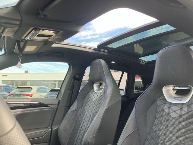 Volkswagen TIGUAN 1.5eHybrid 150kW/204PK DSG R-Line Black Style · Trekhaak · Panoramadak · Massage functie · Garantie t/m 11-03-2026